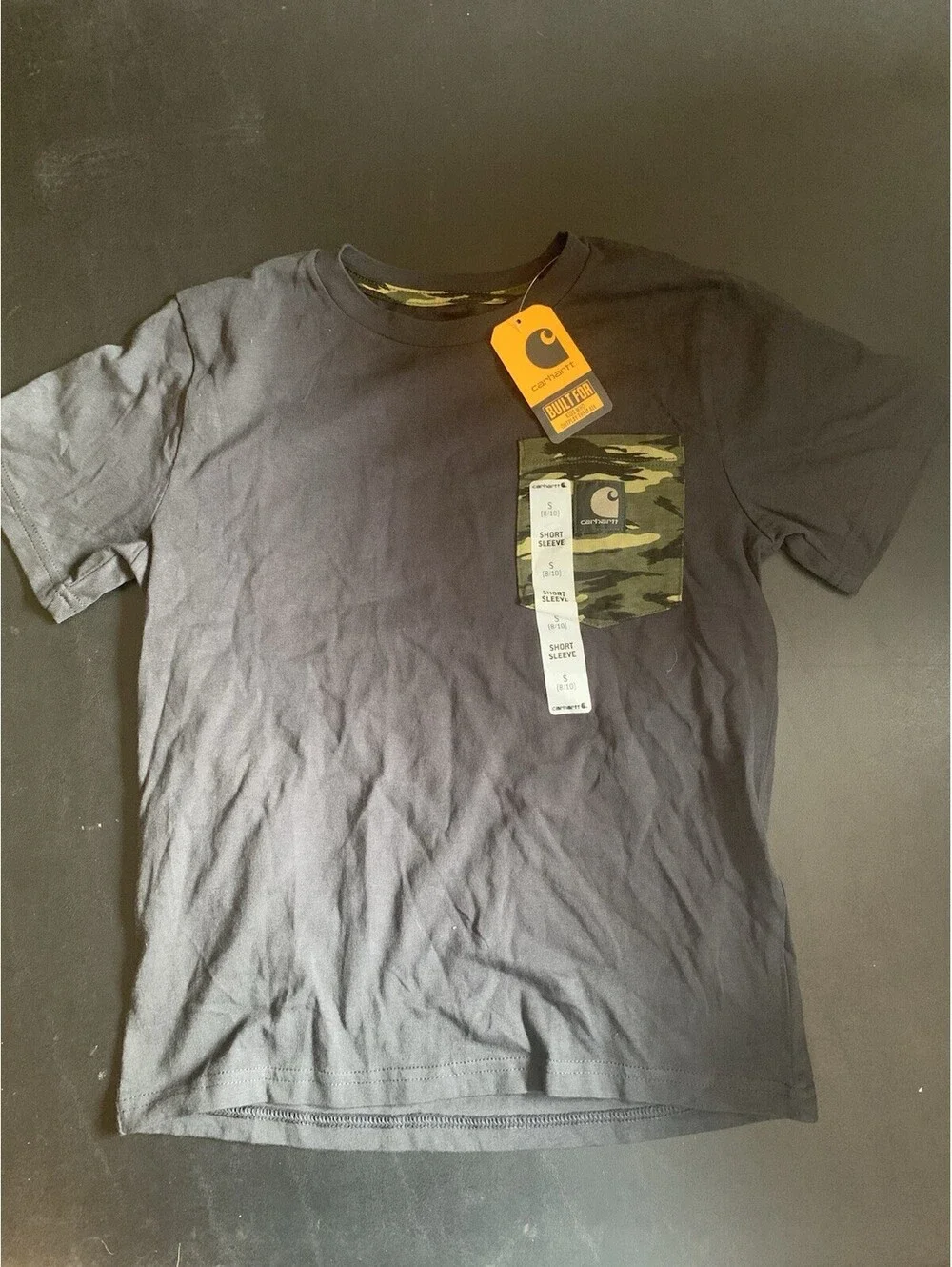 Carhartt Youth Short Sleeve NWT Small With Camo Pocket
